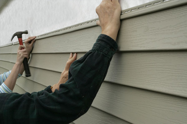 repairing siding